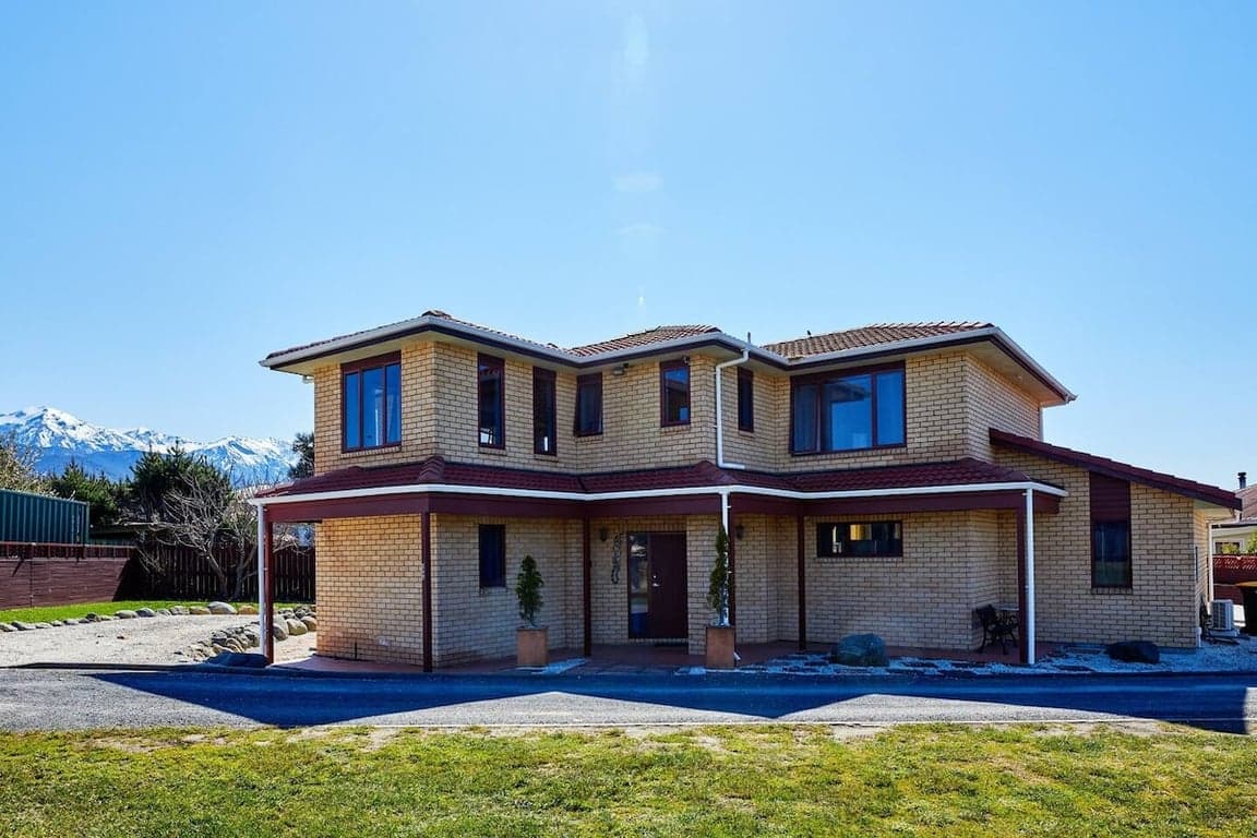 Coastal | Spacious | Mountain Views KK21238