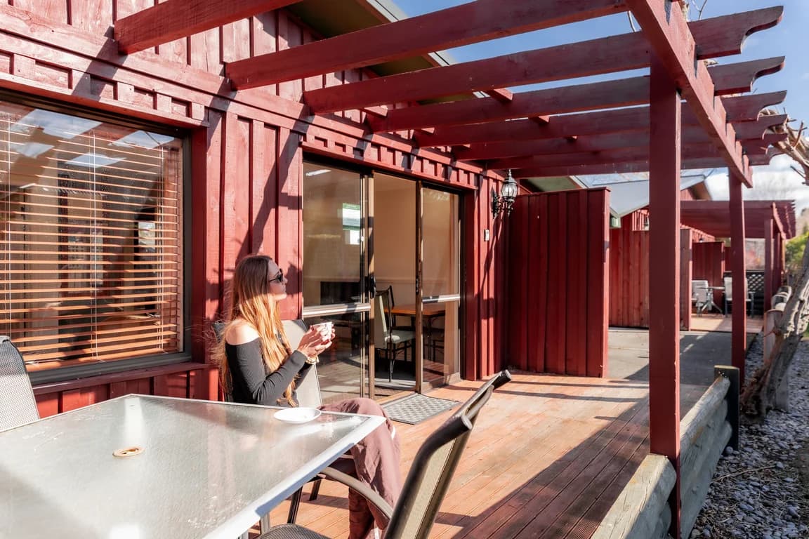 Alpine Springs Motel | Unit 6 - HS71216