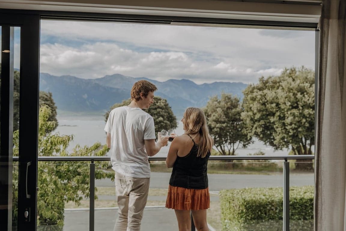 Mountain Views | Beachfront | Central - KK0200